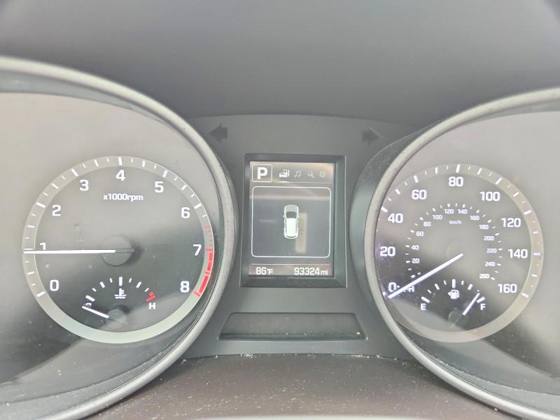 2017 Hyundai Santa Fe Sport მანქანა იყიდება აუქციონზე, vin: 5NMZU3LB8HH013701, აუქციონის ნომერი: 61233006