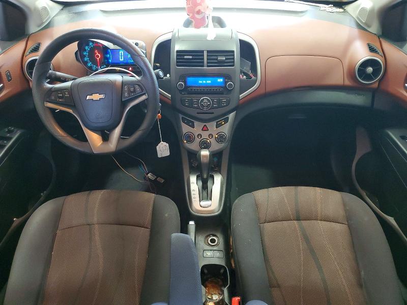 63052186 :رقم المزاد ، 1G1JC5SG9F4164831 vin ، 2015 Chevrolet Sonic مزاد بيع