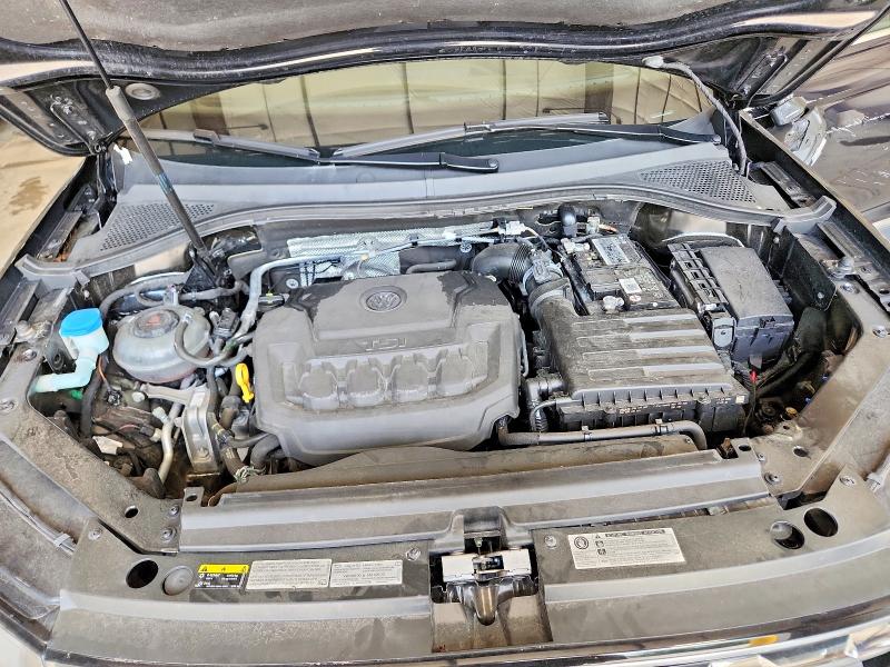 61343706 :رقم المزاد ، 3VV2B7AXXLM137621 vin ، 2020 Volkswagen Tiguan مزاد بيع
