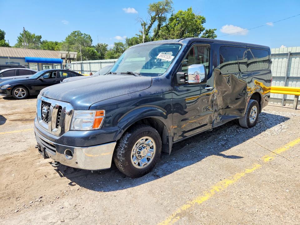 59092526 :رقم المزاد ، 5BZAF0AA8HN852217 vin ، 2017 Nissan Nv مزاد بيع