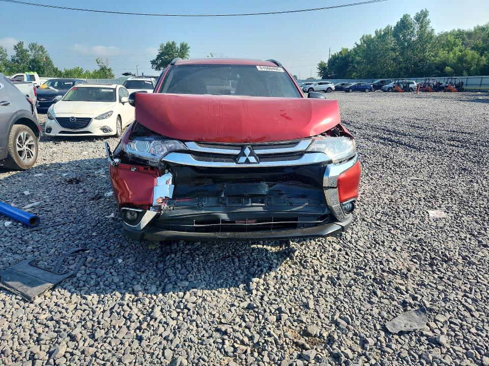 Продаж на аукціоні авто 2018 Mitsubishi Outlander, vin: JA4AD3A30JZ030674, номер лоту: 61560466