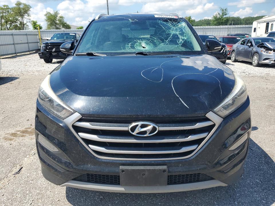 59574376 :رقم المزاد ، KM8J3CA22HU398468 vin ، 2017 Hyundai Tucson مزاد بيع