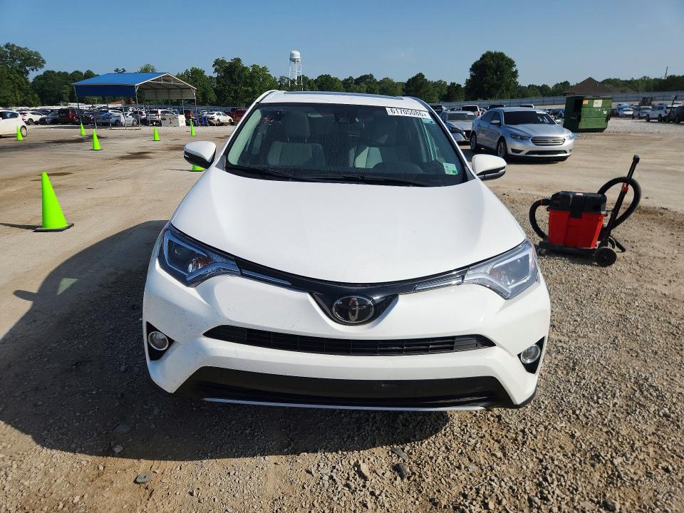 Продаж на аукціоні авто 2018 Toyota Rav4, vin: 2T3WFREV9JW467061, номер лоту: 61705086