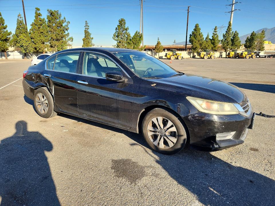 2015 Honda Accord მანქანა იყიდება აუქციონზე, vin: 1HGCR2F35FA144390, აუქციონის ნომერი: 59917426