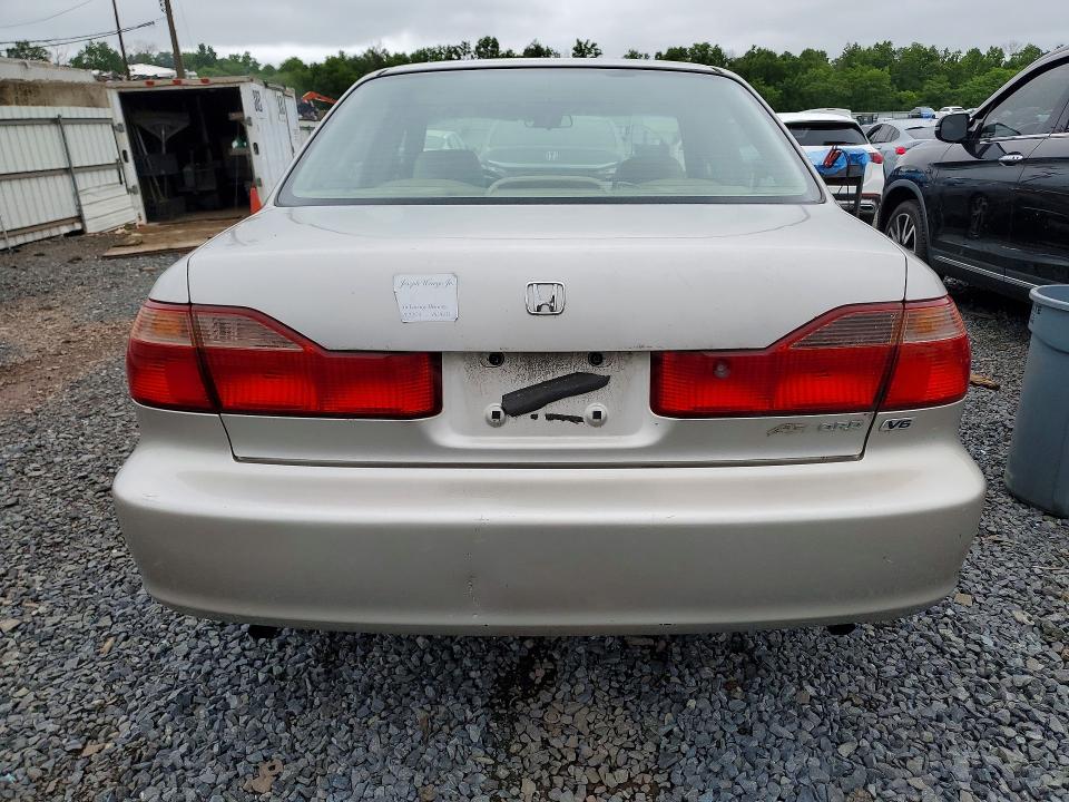 Продаж на аукціоні авто 1998 Honda Accord, vin: 1HGCG1652WA040716, номер лоту: 59995236