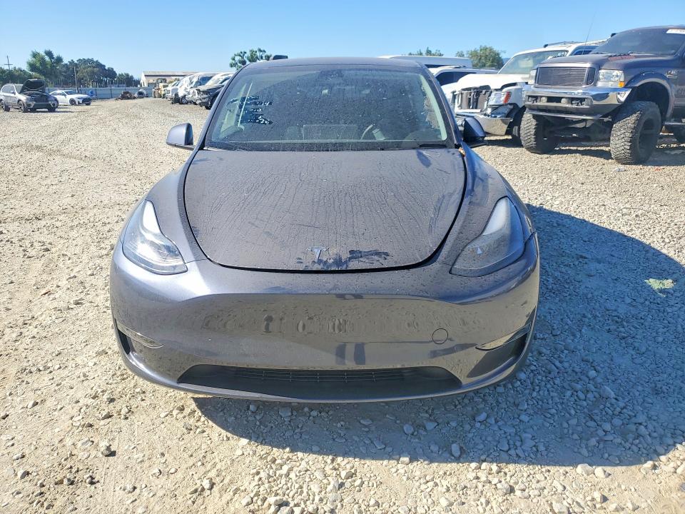 62697306 :رقم المزاد ، 7SAYGDED3PF976581 vin ، 2023 Tesla Model Y مزاد بيع