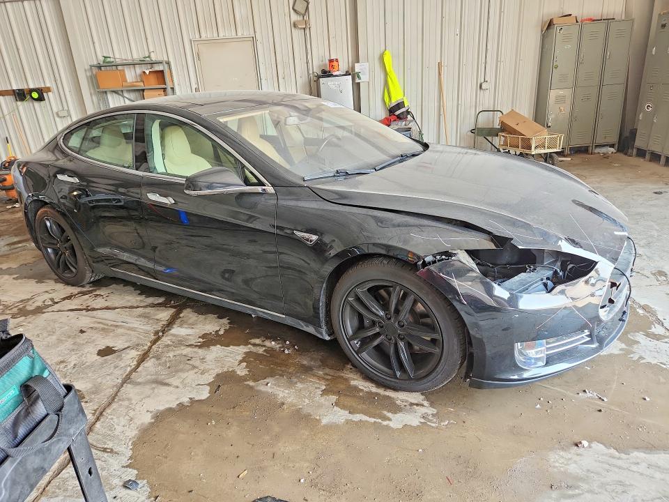 Aukcja sprzedaży 2015 Tesla Model S, vin: 5YJSA1H24FFP77826, numer aukcji: 61304436