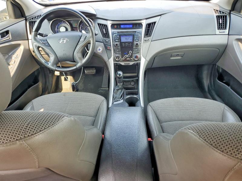 61315376 :رقم المزاد ، 5NPEC4ACXBH153987 vin ، 2011 Hyundai Sonata Se مزاد بيع