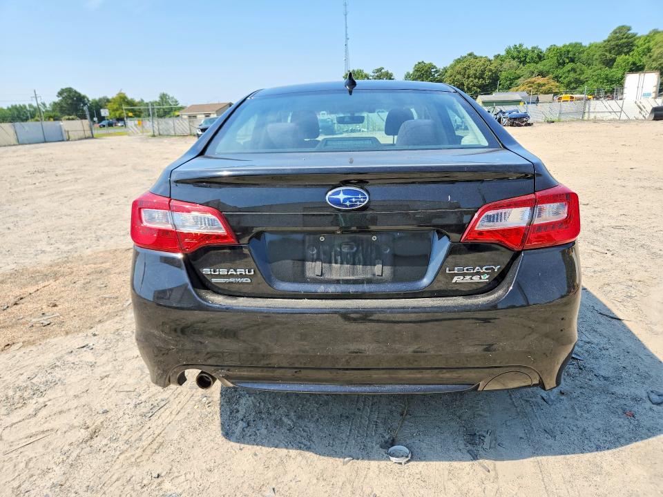 61004786 :رقم المزاد ، 4S3BNAF68H3009132 vin ، 2017 Subaru Legacy مزاد بيع