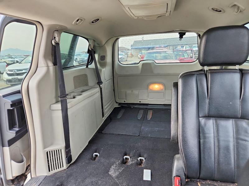 2015 Chrysler Town & Country მანქანა იყიდება აუქციონზე, vin: 2C4RC1BG1FR636634, აუქციონის ნომერი: 63430506