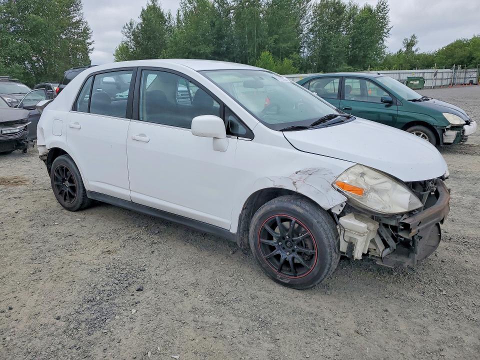 59709636 :رقم المزاد ، 3N1BC11E17L405686 vin ، 2007 Nissan Versa مزاد بيع