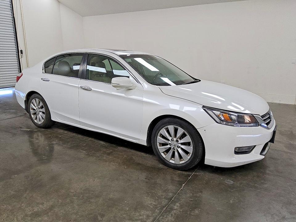 Продаж на аукціоні авто 2013 Honda Accord, vin: 1HGCR2F88DA005167, номер лоту: 61617496
