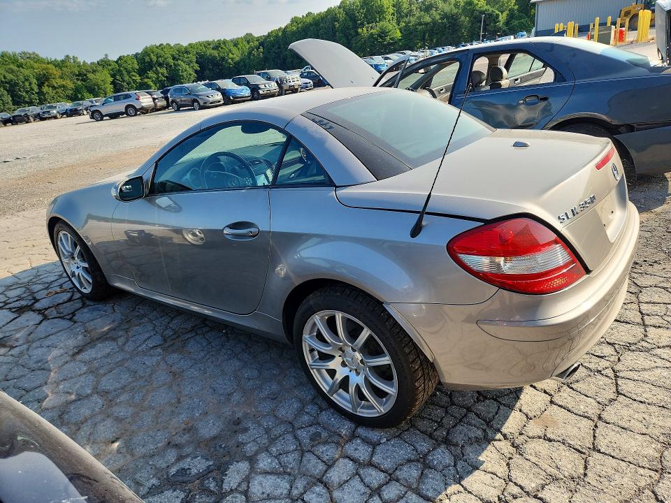 2006 Mercedes-benz Slk მანქანა იყიდება აუქციონზე, vin: WDBWK56F16F086677, აუქციონის ნომერი: 61901526
