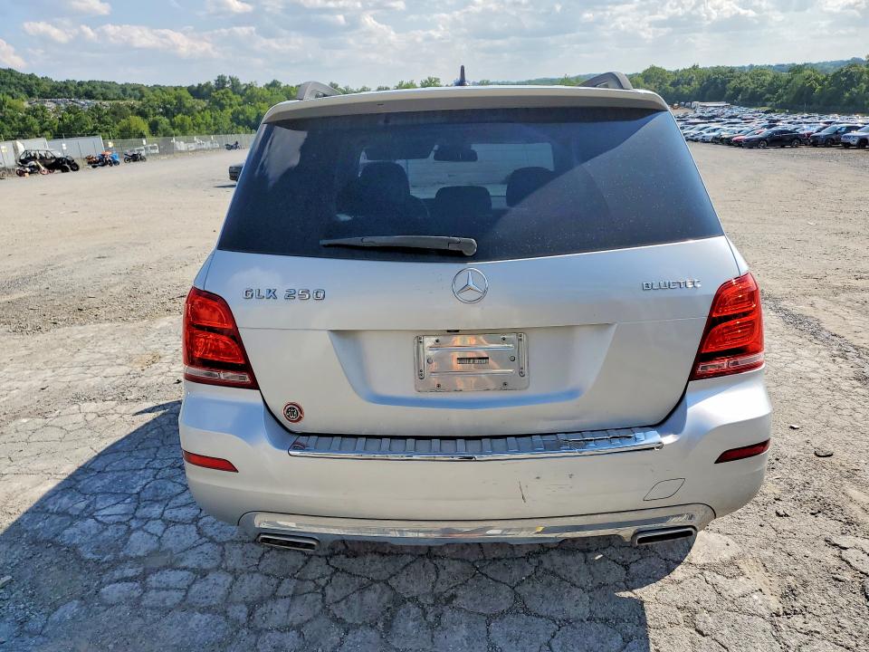 Продажа на аукционе авто 2015 Mercedes-benz Glk, vin: WDCGG0EB0FG420940, номер лота: 63684306