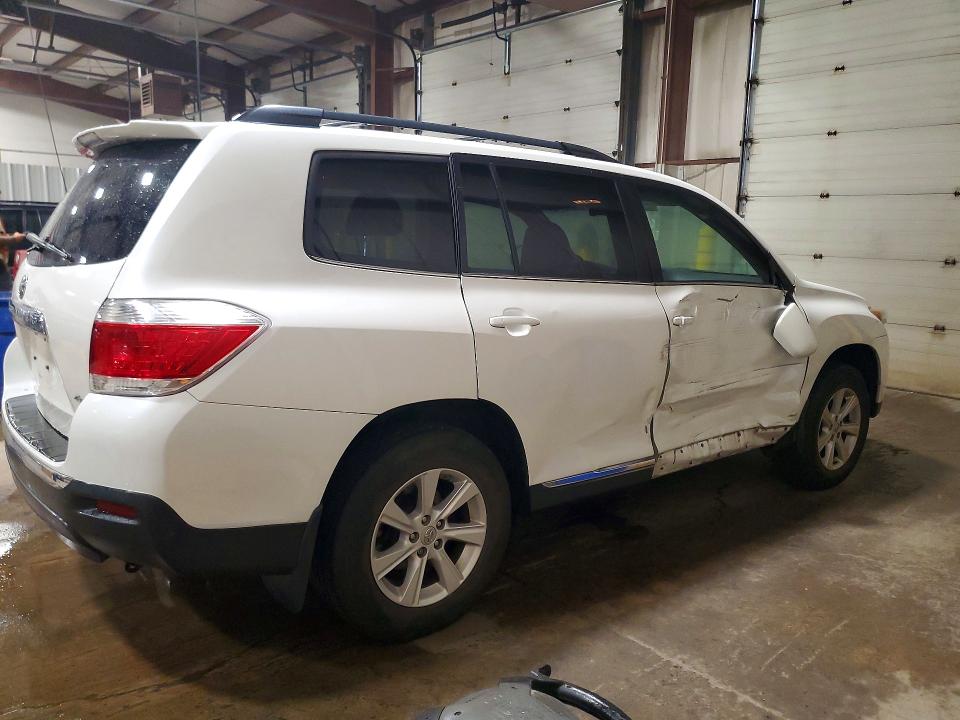 Продаж на аукціоні авто 2011 Toyota Highlander, vin: 5TDBK3EH3BS077657, номер лоту: 61388446