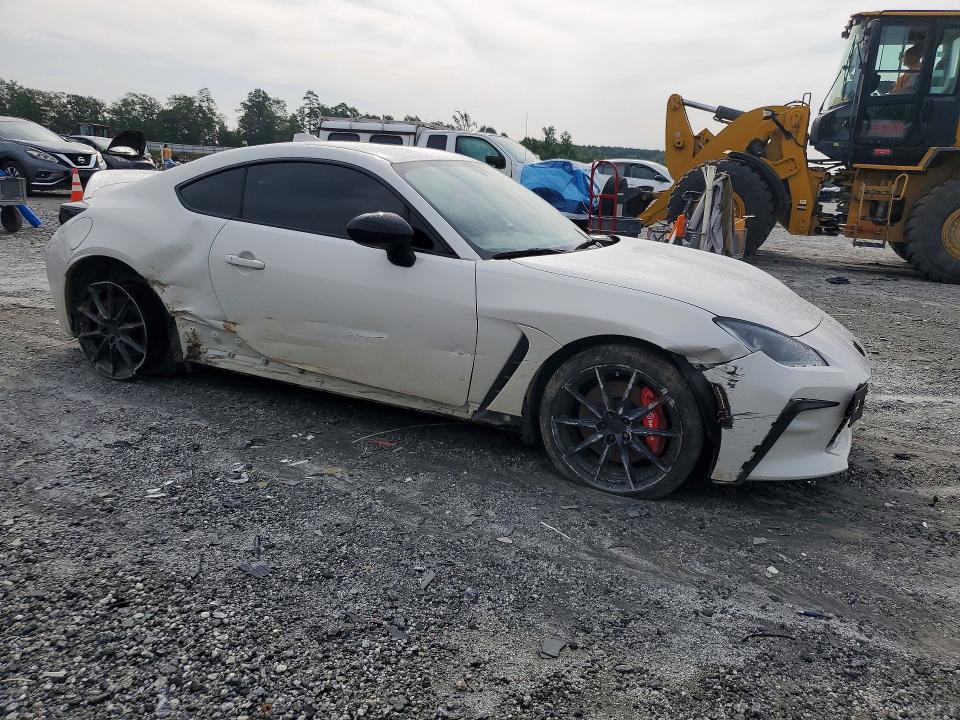 Продажа на аукционе авто 2025 Toyota Gr 86, vin: JF1ZNBE18S9752815, номер лота: 62252426