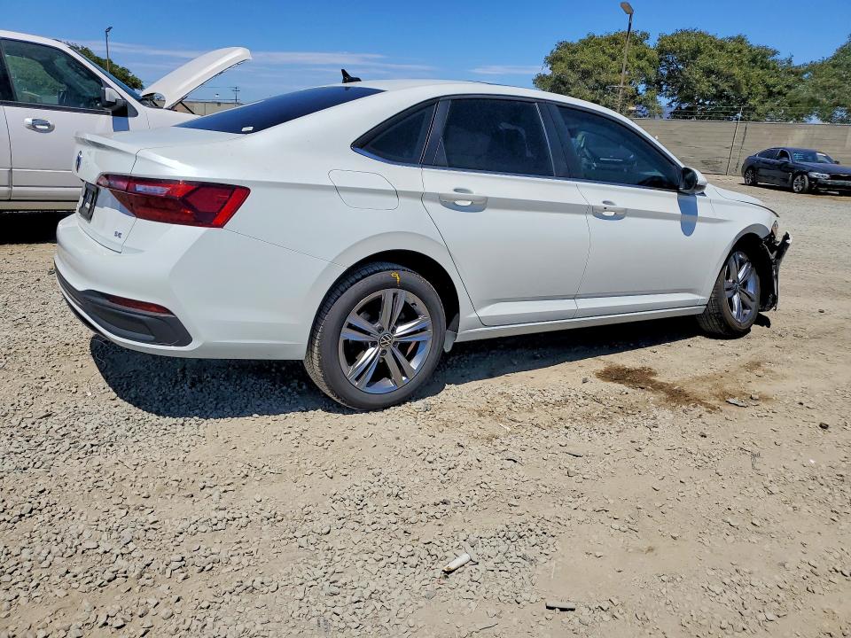 Продаж на аукціоні авто 2023 Volkswagen Jetta, vin: 3VW7M7BUXPM061999, номер лоту: 61807526