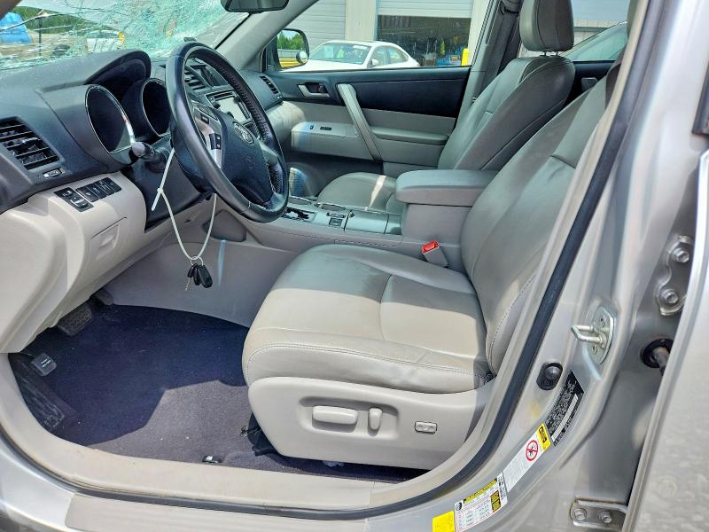 2013 Toyota Highlander მანქანა იყიდება აუქციონზე, vin: 5TDBK3EH9DS184053, აუქციონის ნომერი: 62259116