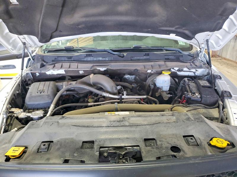 61580706 :رقم المزاد ، 1C6RR7XT4NS213316 vin ، 2022 Ram 1500 Classic مزاد بيع