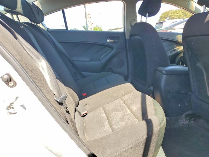 Продажа на аукционе авто 2014 Kia Forte, vin: KNAFK4A67E5147549, номер лота: 60968186
