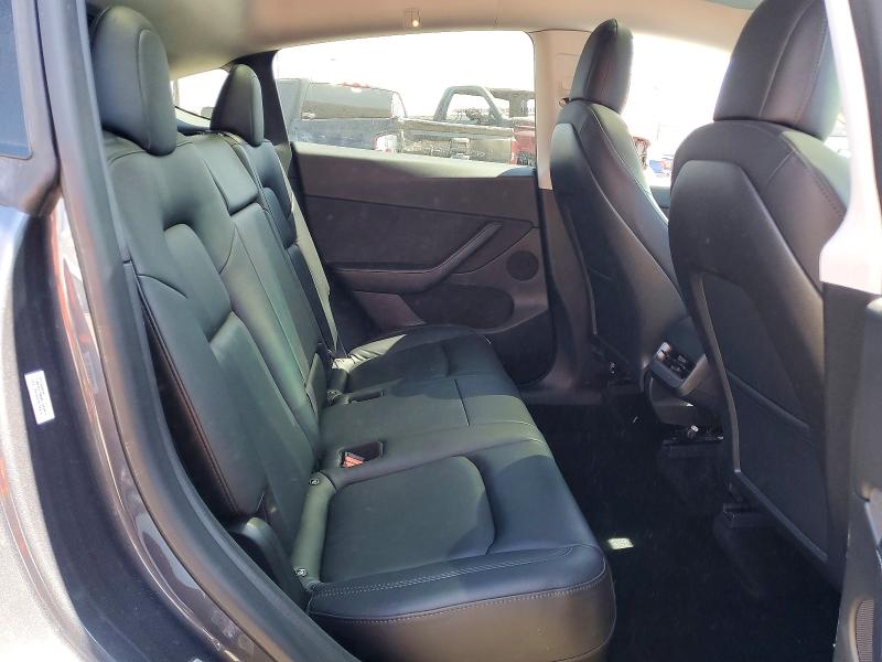 60690096 :رقم المزاد ، 5YJYGDEE9MF282866 vin ، 2021 Tesla Model Y مزاد بيع