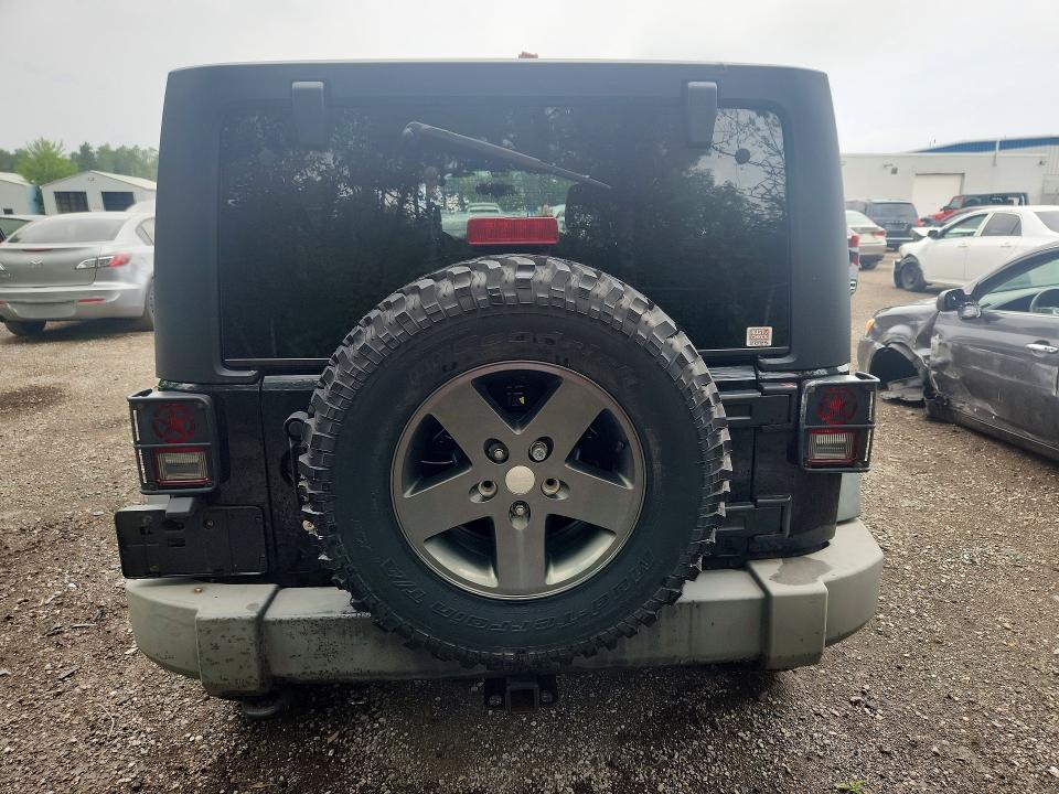 2011 Jeep Wrangler Unlimited მანქანა იყიდება აუქციონზე, vin: 1J4HA6H1XBL560233, აუქციონის ნომერი: 61713226