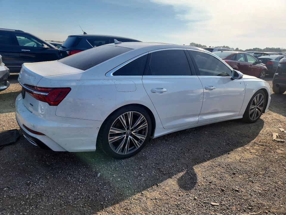 Продаж на аукціоні авто 2019 Audi A6, vin: WAUL2AF23KN060573, номер лоту: 60800516
