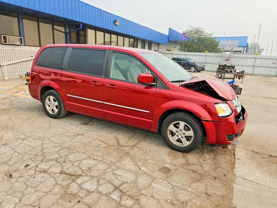 61536866 :رقم المزاد ، 1D8HN54PX8B135660 vin ، 2008 Dodge Grand Caravan مزاد بيع
