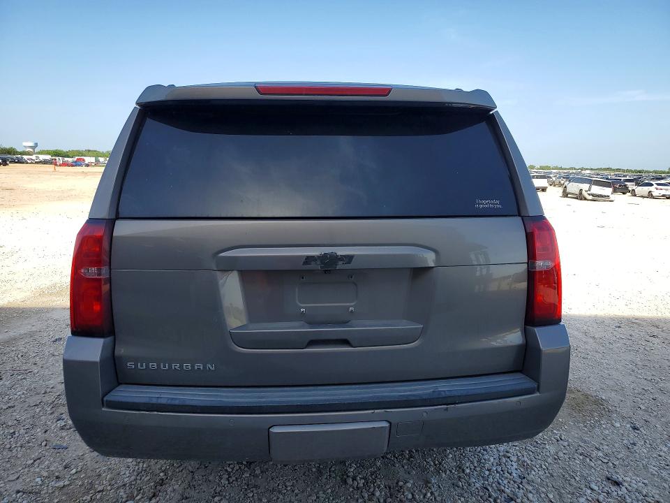 61596786 :رقم المزاد ، 1GNSCHKC3HR374607 vin ، 2017 Chevrolet Suburban مزاد بيع