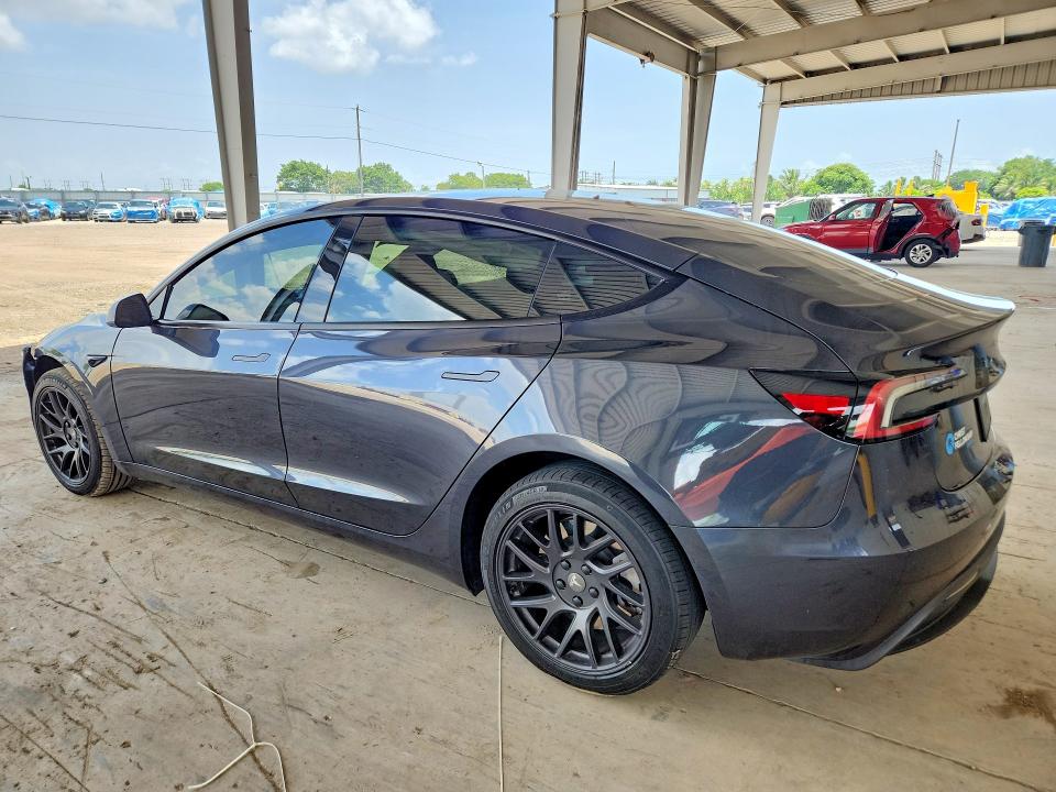 61798256 :رقم المزاد ، 5YJ3E1EA9SF026137 vin ، 2025 Tesla Model 3 مزاد بيع