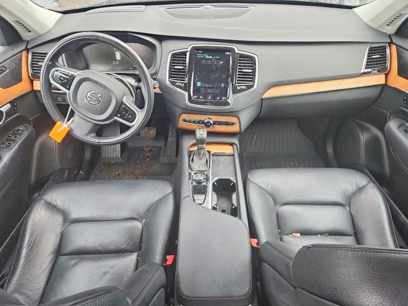 2022 Volvo Xc90 მანქანა იყიდება აუქციონზე, vin: YV4A221K5N1792736, აუქციონის ნომერი: 63227396