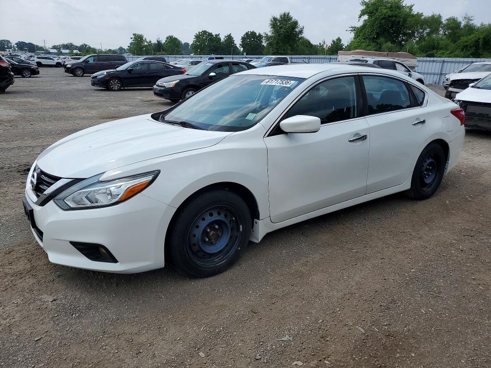 Продаж на аукціоні авто 2017 Nissan Altima, vin: 1N4AL3AP0HN343386, номер лоту: 61717536