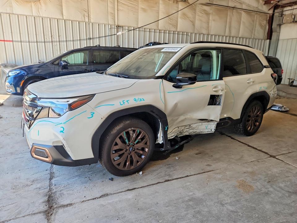 60569946 :رقم المزاد ، JF2SLDHC7SH547388 vin ، 2025 Subaru Forester مزاد بيع
