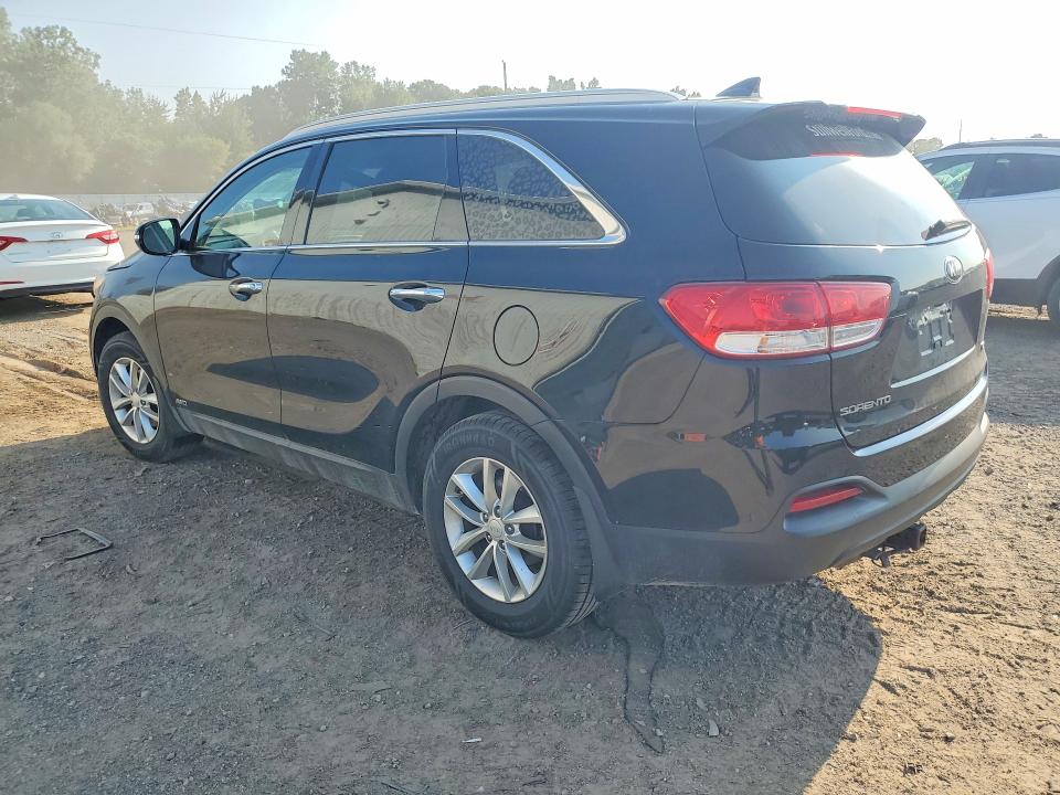 62999206 :رقم المزاد ، 5XYPGDA39JG371793 vin ، 2018 Kia Sorento مزاد بيع