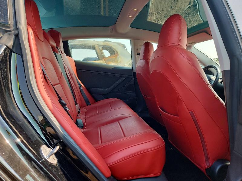 61722276 :رقم المزاد ، 5YJ3E1EB2KF364665 vin ، 2019 Tesla Model 3 مزاد بيع