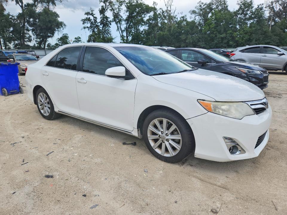 Aukcja sprzedaży 2013 Toyota Camry, vin: 4T1BF1FK8DU696543, numer aukcji: 61800006