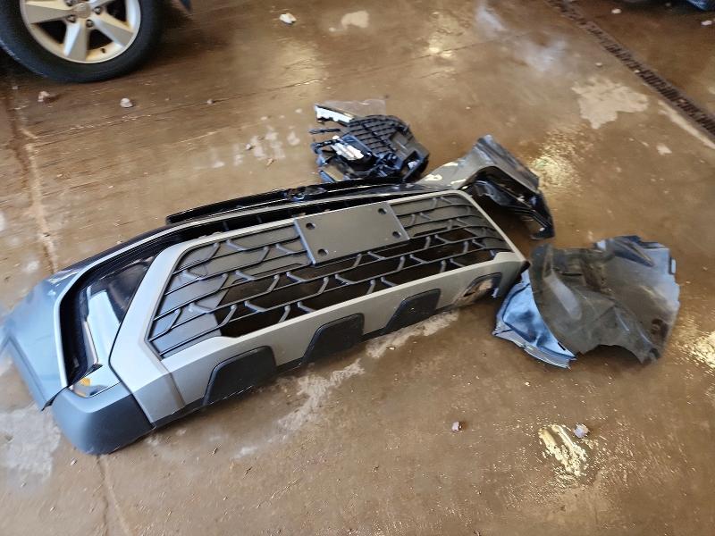 60249406 :رقم المزاد ، 3VV8C7B23SM048627 vin ، 2025 Volkswagen Taos مزاد بيع