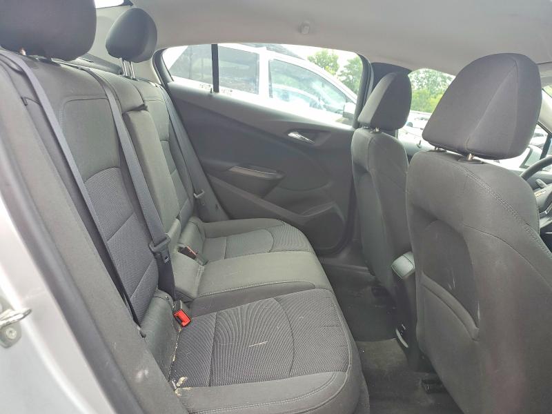 85623115 :رقم المزاد ، 1G1BE5SM4J7106752 vin ، 2018 Chevrolet Cruze مزاد بيع