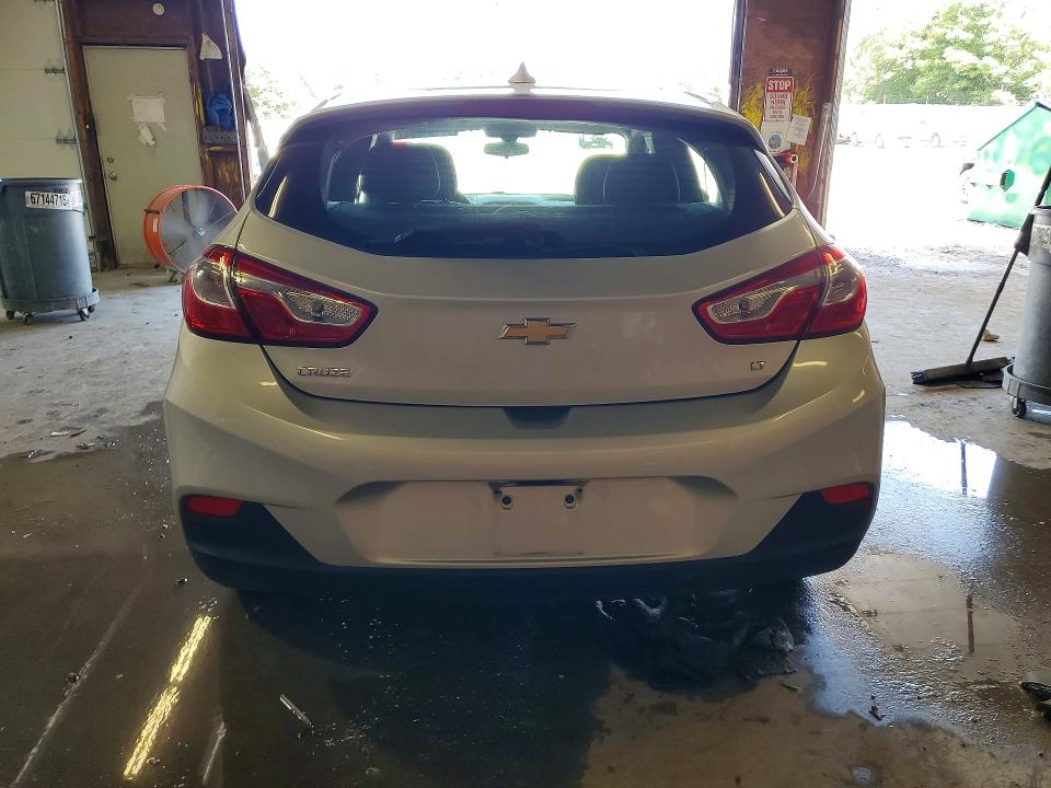2018 Chevrolet Cruze მანქანა იყიდება აუქციონზე, vin: 3G1BE6SM7JS640013, აუქციონის ნომერი: 60639386