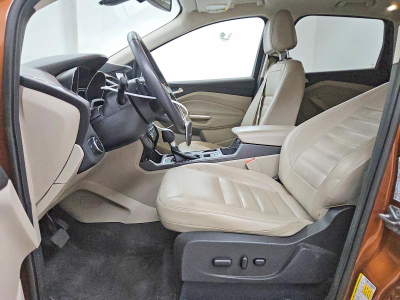 61980706 :رقم المزاد ، 1FMCU9J93HUA56629 vin ، 2017 Ford Escape مزاد بيع