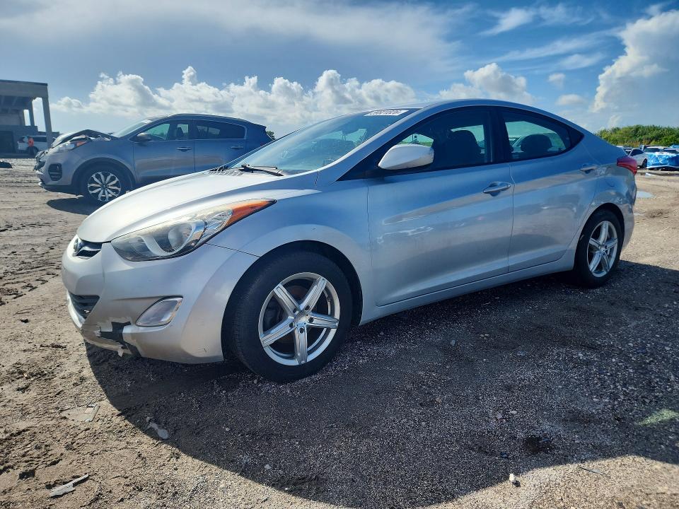 2013 Hyundai Elantra მანქანა იყიდება აუქციონზე, vin: 5NPDH4AE5DH442955, აუქციონის ნომერი: 59821826