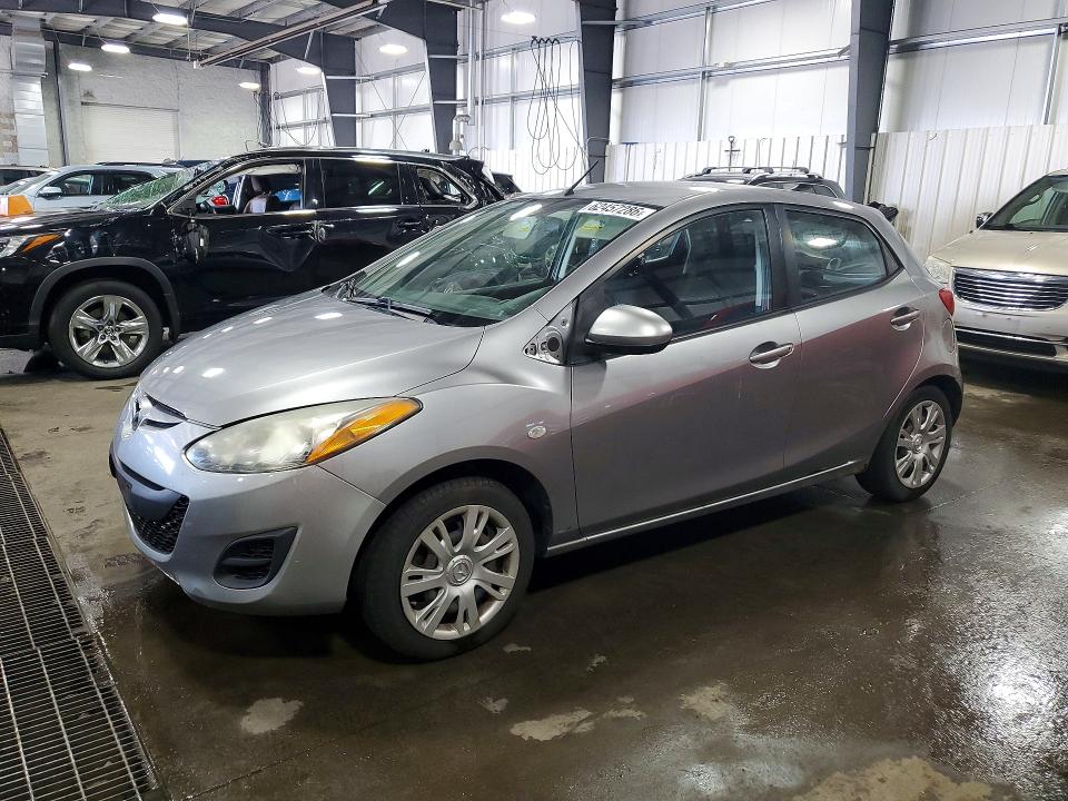 62457286 :رقم المزاد ، JM1DE1KY1E0184609 vin ، 2014 Mazda Mazda2 مزاد بيع