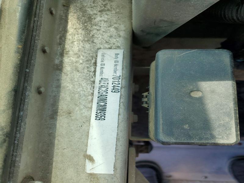 Продажа на аукционе авто 2021 Freightliner Chassis, vin: 4UZAC2GA0MCMM9359, номер лота: 63625396