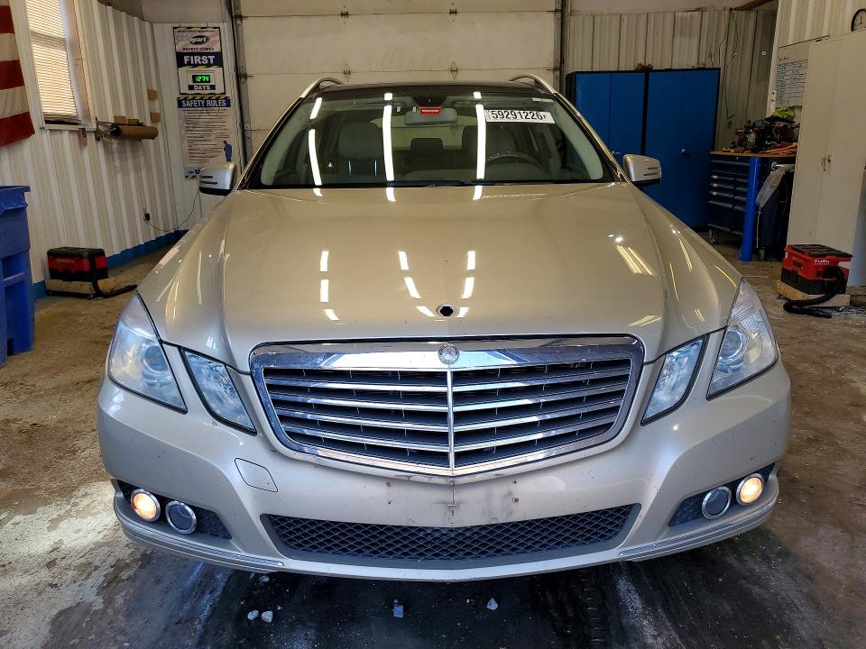 2011 Mercedes-benz E მანქანა იყიდება აუქციონზე, vin: WDDHH8HB3BA305656, აუქციონის ნომერი: 59291226