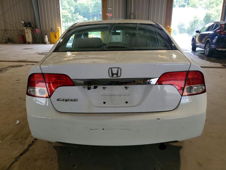 60613686 :رقم المزاد ، 19XFA1F56BE048354 vin ، 2011 Honda Civic مزاد بيع