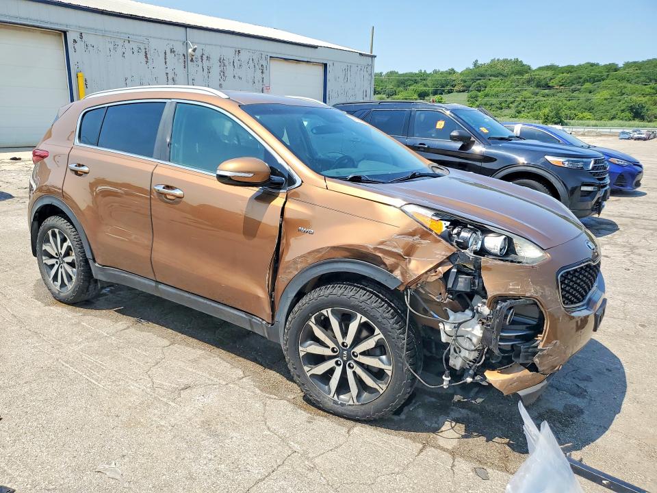 Продажа на аукционе авто 2018 Kia Sportage, vin: KNDPNCAC0J7422353, номер лота: 60609496