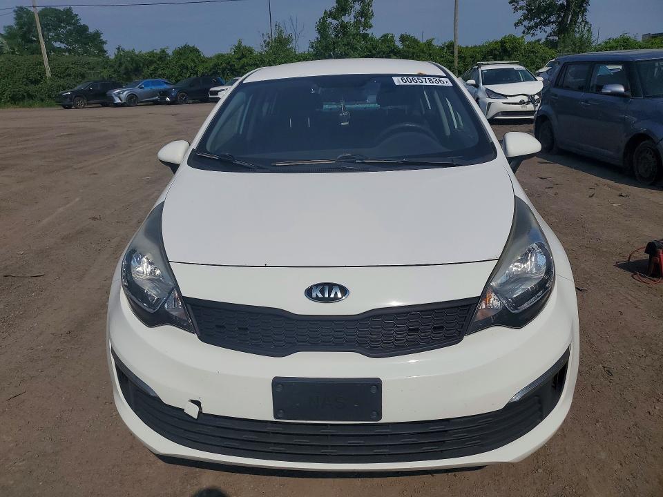 60657836 :رقم المزاد ، KNADM4A35H6114183 vin ، 2017 Kia Rio مزاد بيع