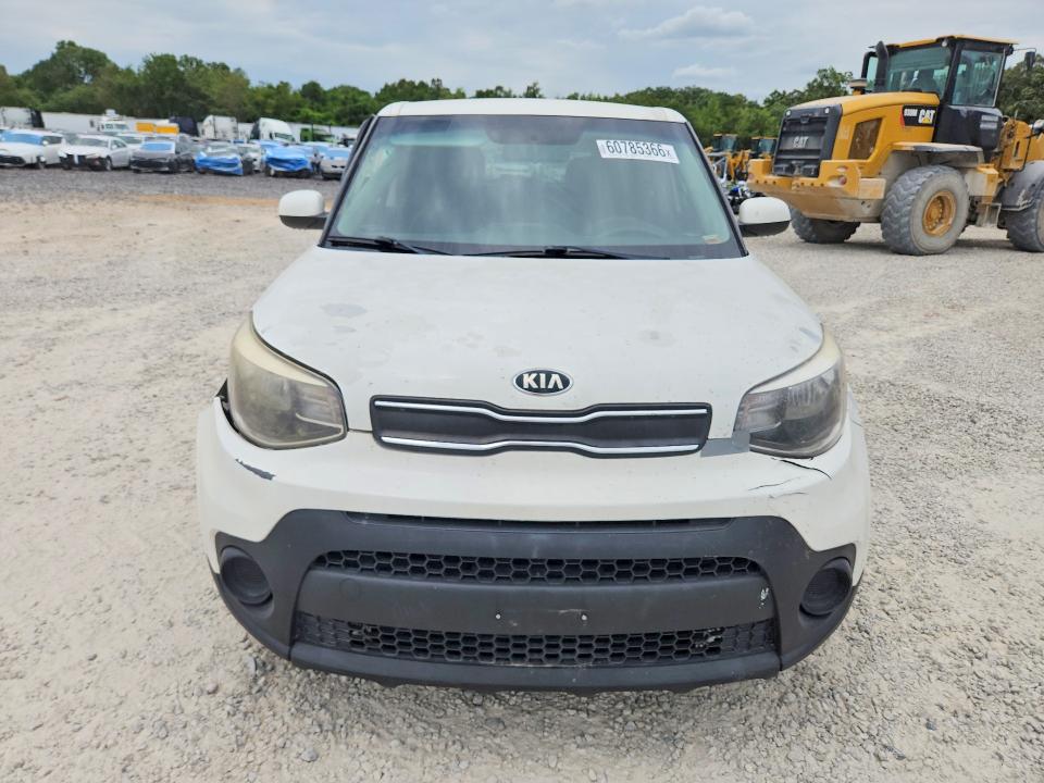 60785366 :رقم المزاد ، KNDJN2A27H7504372 vin ، 2017 Kia Soul مزاد بيع