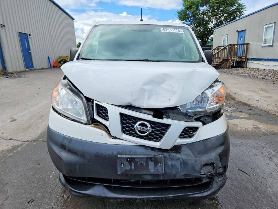 62958176 :رقم المزاد ، 3N6CM0KN1FK698224 vin ، 2015 Nissan Nv200 مزاد بيع