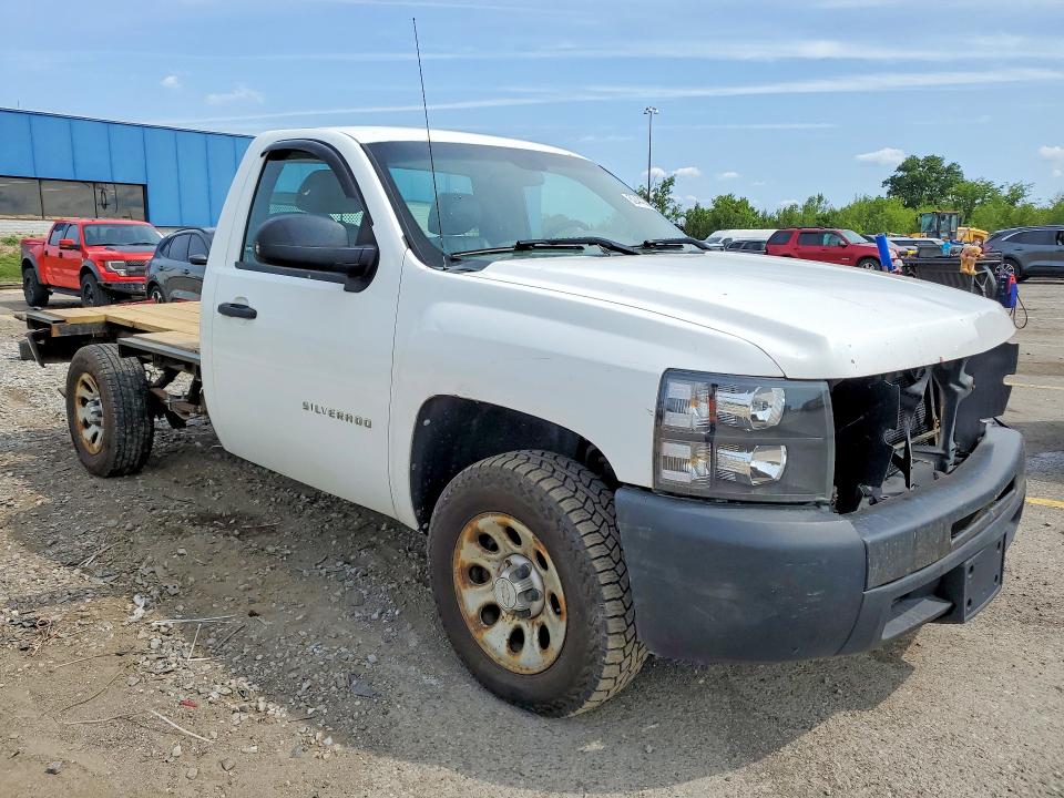 Продажа на аукционе авто 2010 Chevrolet Silverado, vin: 1GCPCPEA2AZ213058, номер лота: 62440306